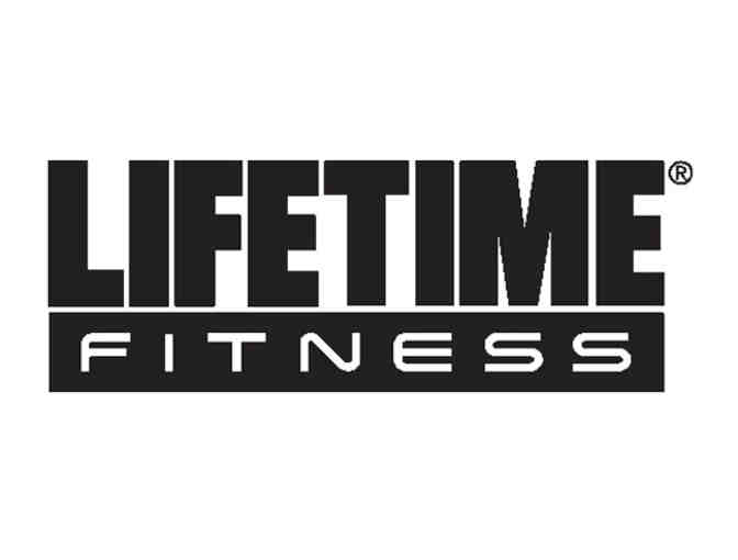 LIFE TIME ATHLETIC CLUB - ONE WEEK FAMILY PASS