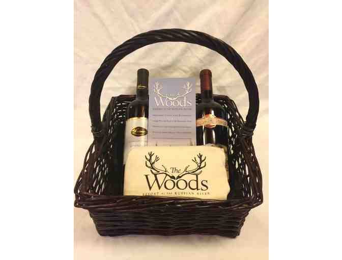 'The Woods' Cottages & Cabins Wine Basket