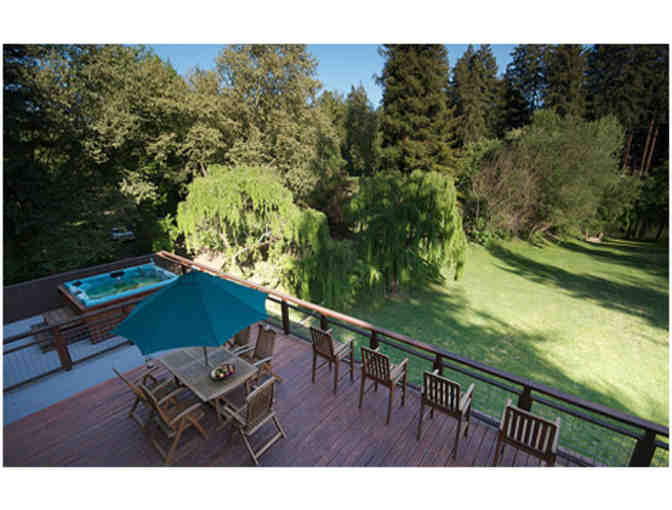 Guerneville Lodge - One night stay for two