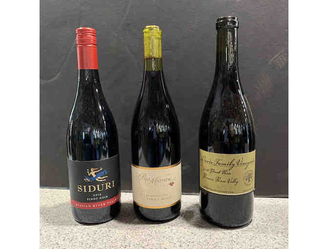 3 Bottles - Russian River Valley Pinot Noir for Wine Aficianados , Lot #2 - Photo 1