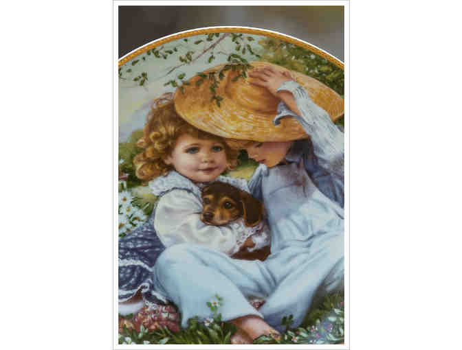 Collector's Plate: Children 8.25'
