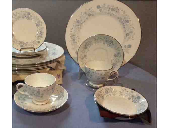 11 complete settings of Wedgewood Belle Fleur China - Plus extras! 73 pieces total - Photo 1