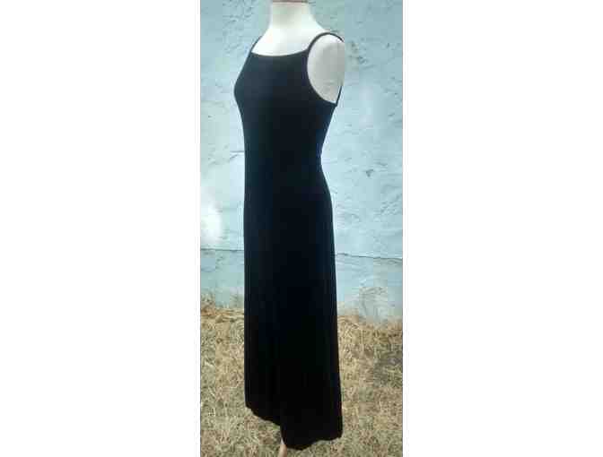 Sleek Dark Blue Velvet Dress with spaghetti straps. 9-10