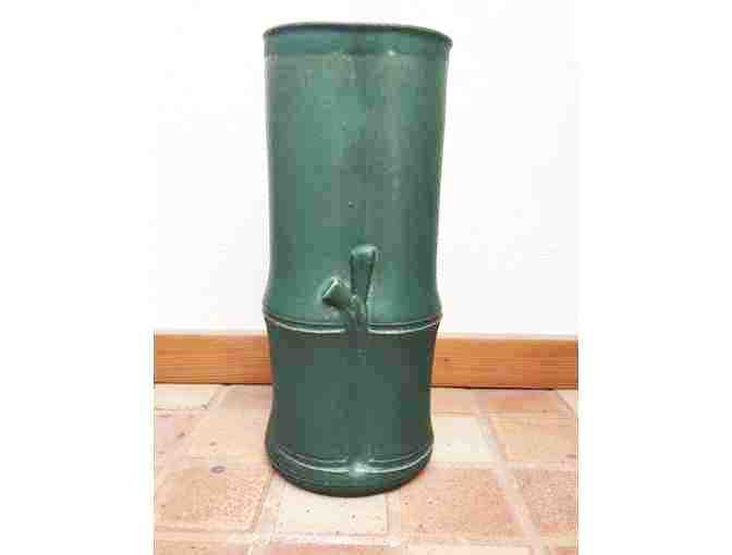 11 inch Green "Bamboo" Design Vase - Handcrafted by Nichibei Potters - Photo 1
