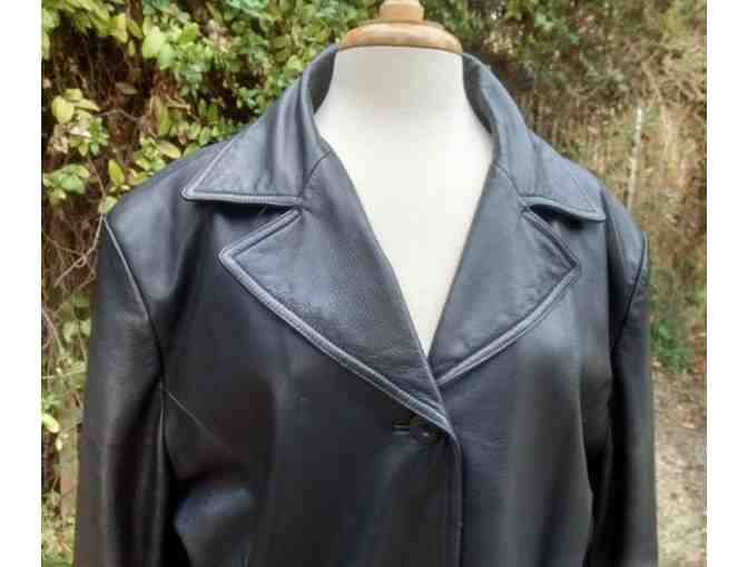 Beautiful Women's Black Leather Jacket - 2XL