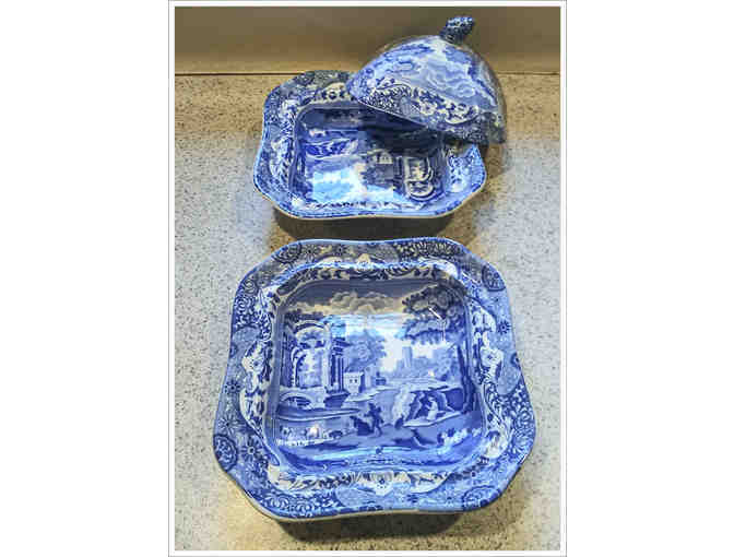 Copeland Spode's Italian serving (made in England, year unknown).