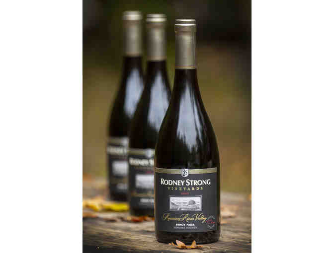 2017 Rodney Strong Vineyards Pinot Noir, three bottles