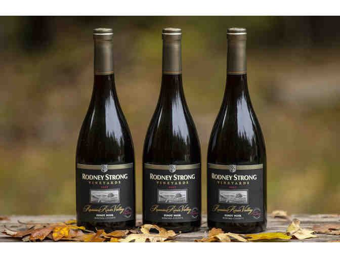 Rodney Strong Vineyards 2017 Pinot Noir, three bottles - Photo 1