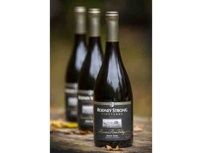 Rodney Strong Vineyards 2017 Pinot Noir, three bottles - Photo 3