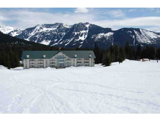 Family Getaway for 2 nights at Snoqualmie