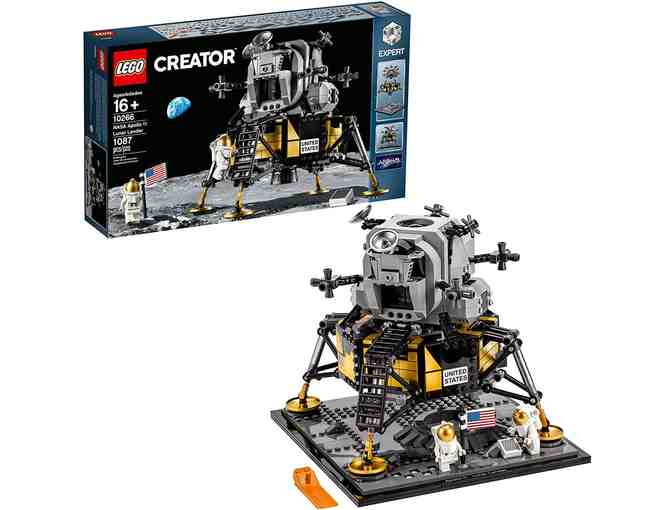 Live 04: A Year of Dates