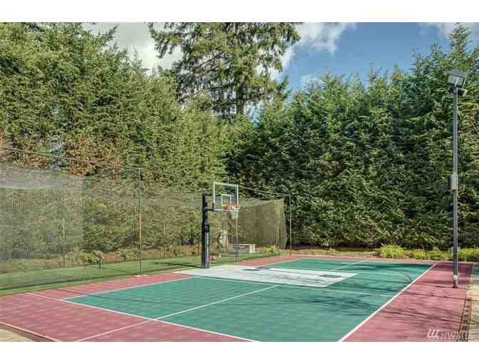 Live 08: Summer Pickleball, Pool and BBQ for Eight