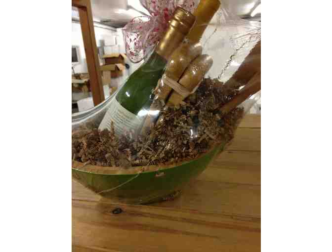 Bamboo Salad Bowl With Wine
