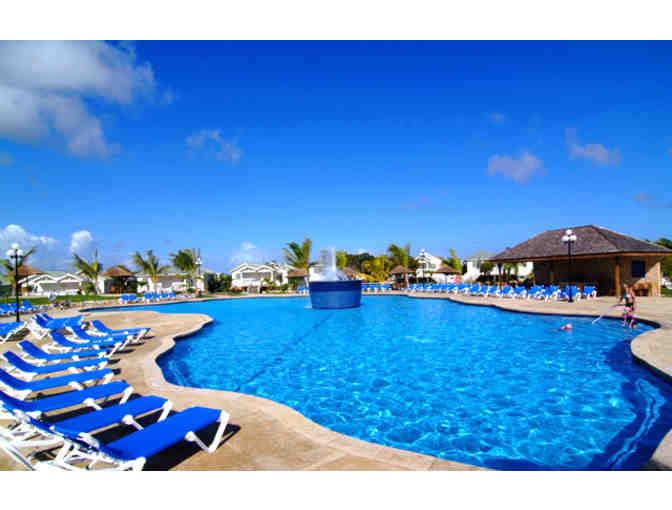 Verandah Resort and Spa (Antigua): 7 to 9 nights luxury for up 3 rooms (Code: 1219)