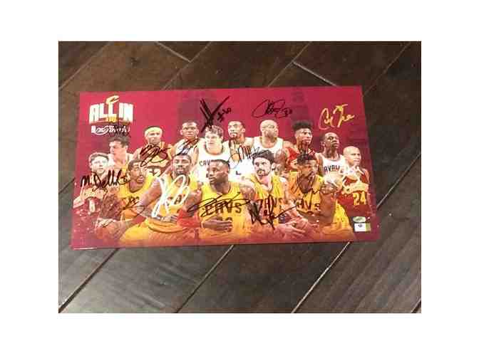 2015-16 Cleveland Cavaliers Team Autographed Photo. 15 signatures with LeBron James - Photo 1