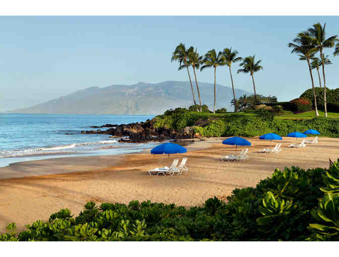 Pacific Vacation Paradise, Maui --> 7 Days/6 Nights at Fairmont Kea Lani & $500 Gift Card