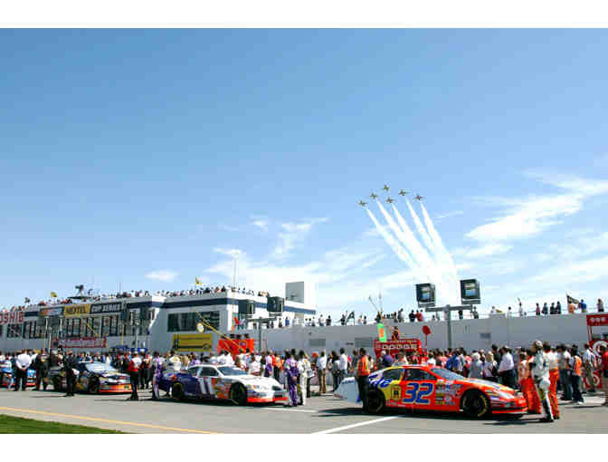Drivers, Start Your Engines! (NC, FL, NV)# 3 Days Hotel + Driving Experience + tax