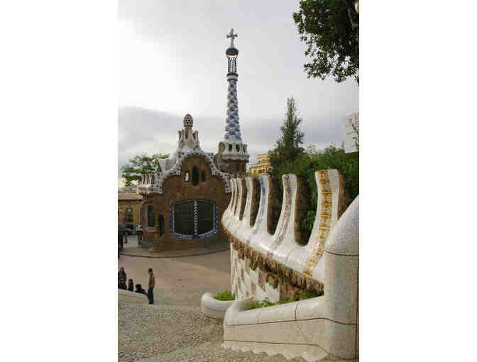 Barcelona's Seaside Enchantment (Spain)6 days for two+Tours+Food tasting+more