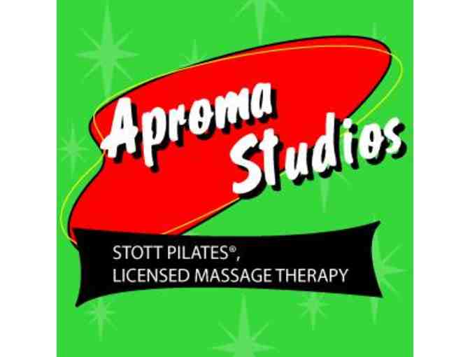 One hour massage therapy at Aproma Studios
