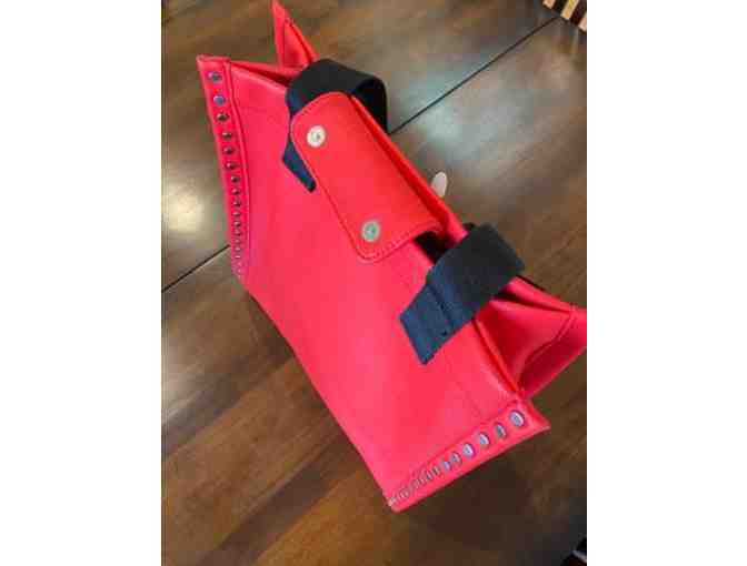 Red leather tote with Studded sides - Photo 1