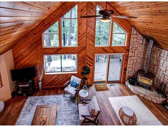 3 Night Stay for 10 at Luxury Arnold Cabin