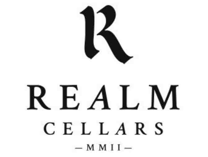 Realm Cellars White Wine Basket