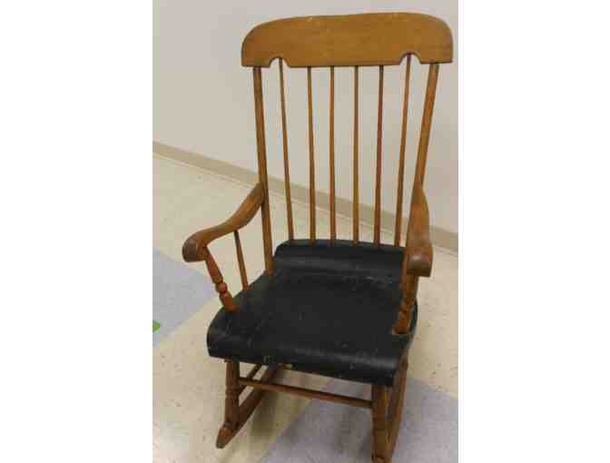 Antique Rocking Chair - Photo 1