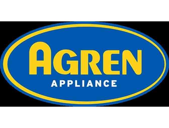 Enjoy homemade pizza with this pizza oven and dough cutter!