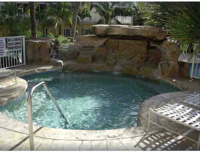 One WEEK Stay at a Beautiful 3 BR Condo in Naples, Florida!- Live Preview ONLY!