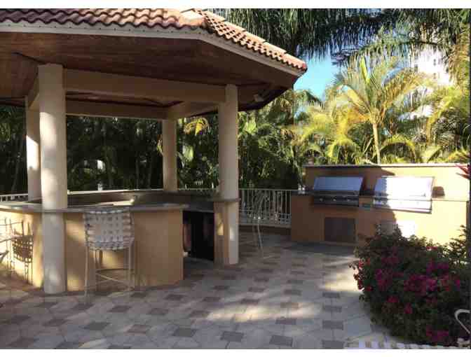 One WEEK Stay at a Beautiful 3 BR Condo in Naples, Florida!- Live Preview ONLY!