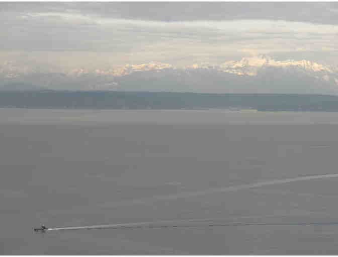 Week-long Stay in Beautiful Downtown Seattle Apartment