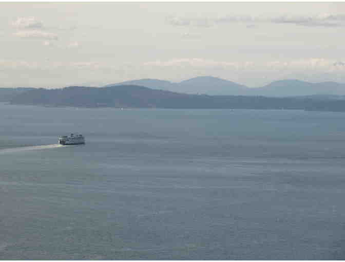 Week-long Stay in Beautiful Downtown Seattle Apartment