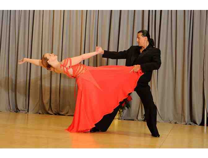 Dance Package: 2 Private Lessons, 1 Group Class & 1 Practice Party