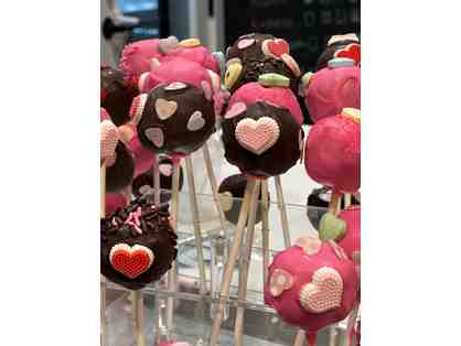 25 Homemade Cupcakes or Cake Pops
