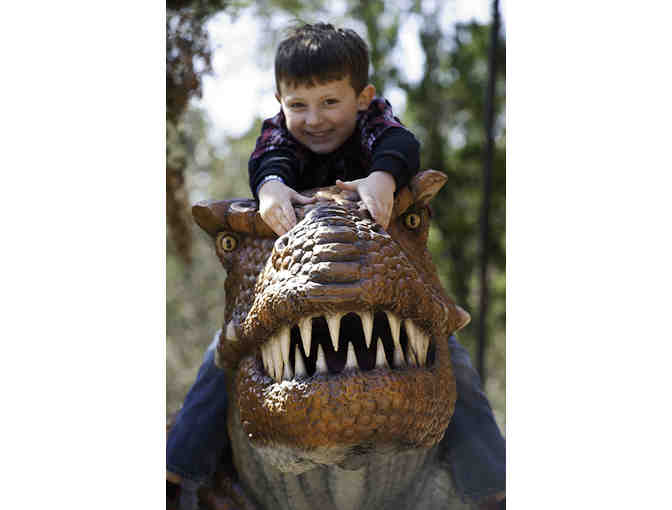 Dinosaur World - 2 Tickets for Admission