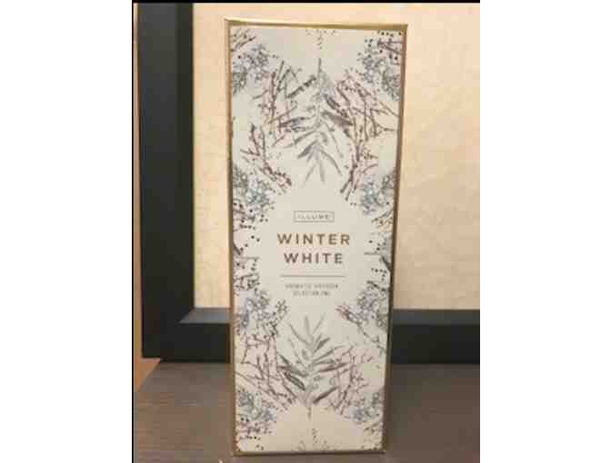 Cottage and Loft - Home Decor Gift Basket