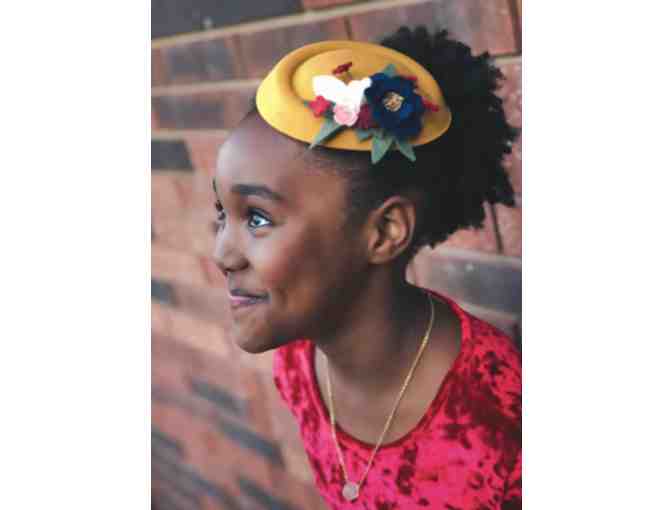 Elegant Mini Fascinator