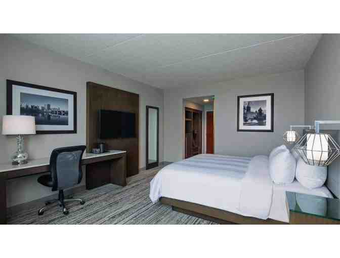 One Night Junior Suite Stay & Breakfast for 2 @ Cincinnati Marriott North - Photo 1