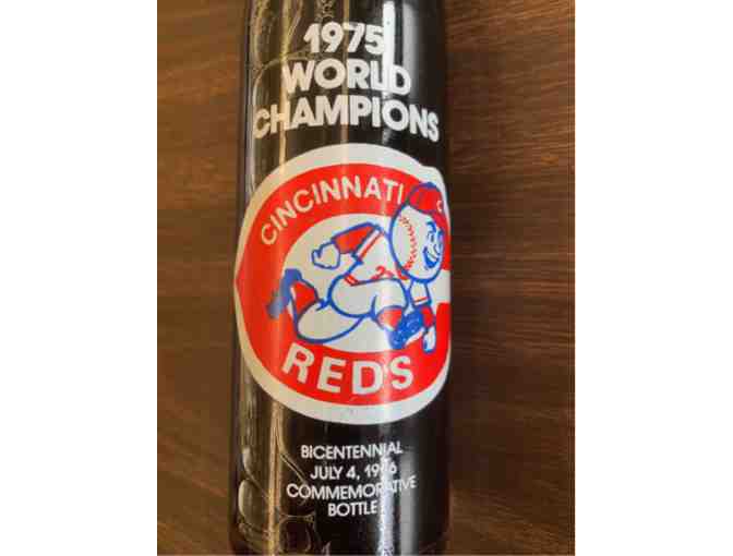 Cincinnati Reds 16 oz. Pepsi Bottle from the 1975 World Champion Bicentennial July 4, 1976