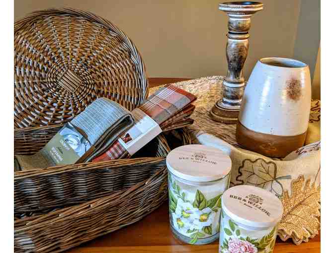 Wicker and Candels - Everything you need in your house!