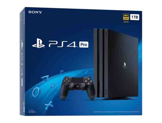 Playstation 4 Pro with VR headset