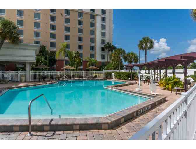 Complimentary Two Night Stay at Holiday Inn & Suites Across from Universal Orlando