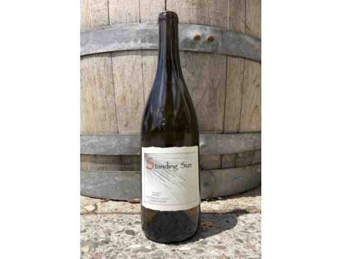 1 Bottle of Standing Sun Wines 2017 Brick Barn Vineyard Chardonnay - Photo 1