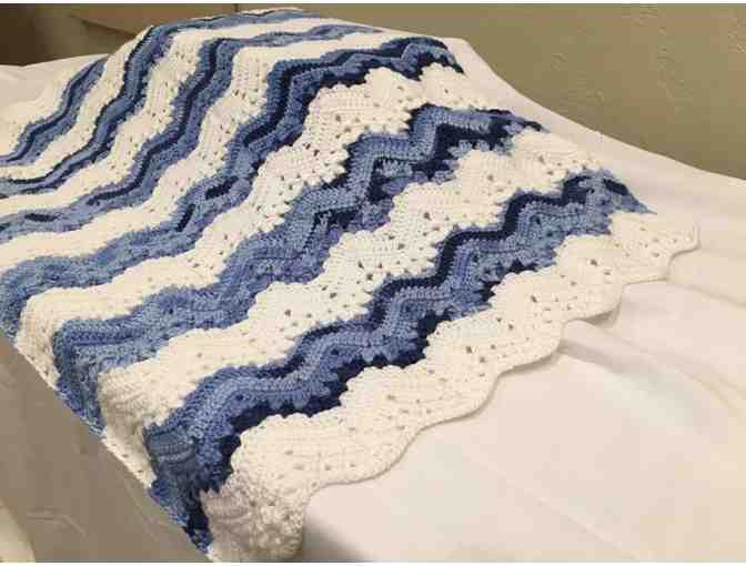 Handmade crocheted lapghan small blanket