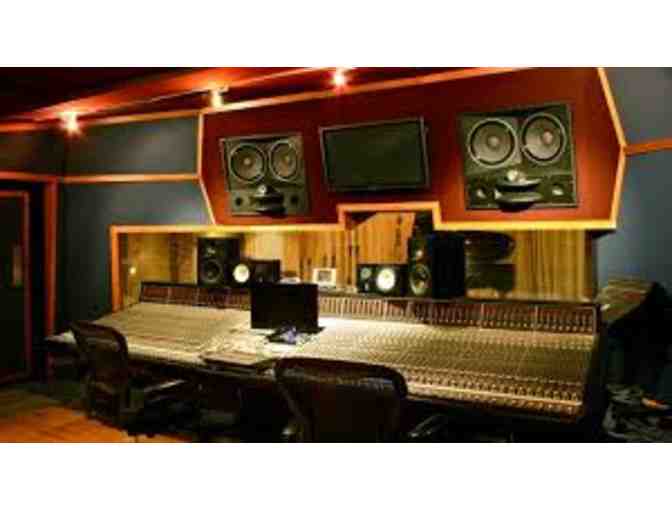 2-Hour Consultation & Recording Session at Replay Music Studios