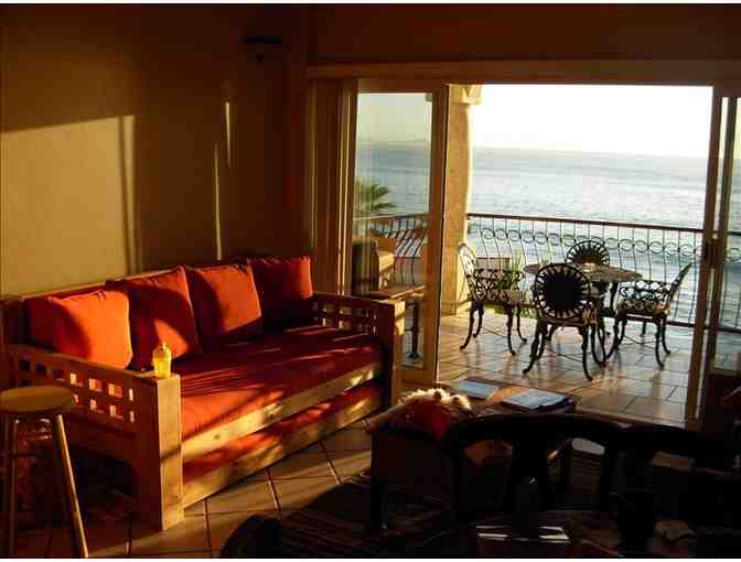 Beachfront condo with world class surf in San Jose del Cabo, Mexico for 1 Week