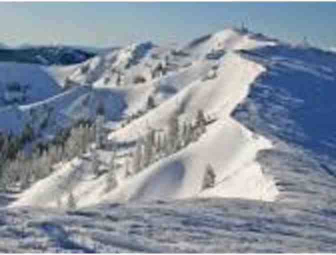 Gold Super Pass at Squaw Valley/Alpine Meadows for 2014/15 Season- Unrestricted