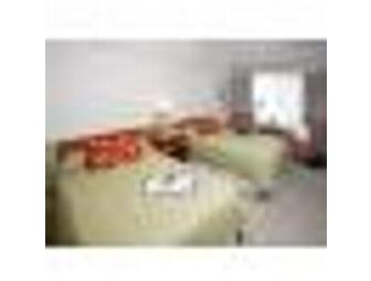 Friday Night Stay for Two in a Deluxe Guest Room at the Seaport Hotel