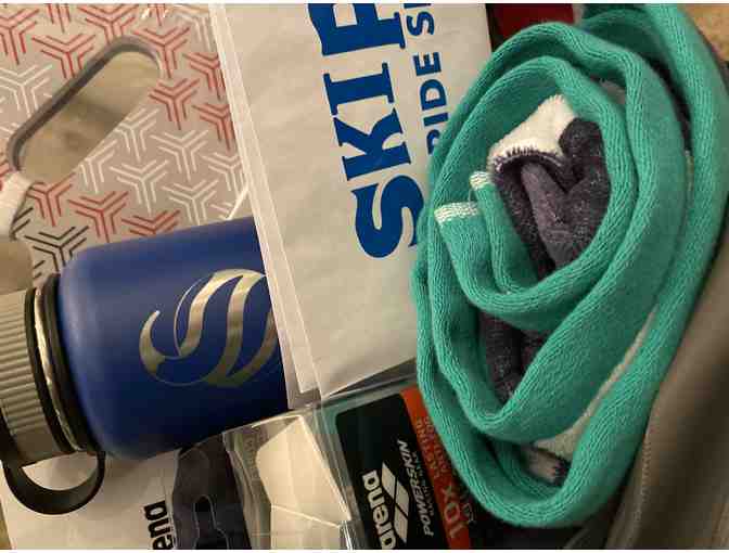 Arena Basket, $200 Ski Pro Gift Card and Lesson With Head Coach Andrew Nguyen!!