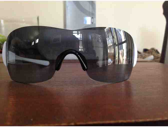 Oakley 'Miss Conduct - Team USA' 137mm Rimless Shield Sunglasses Polis